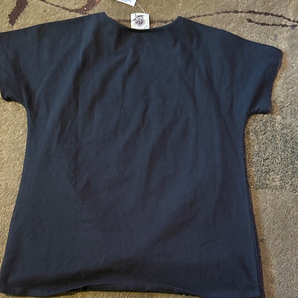 Black Sunflower Graphic Women's Top - Picture 4 of 4